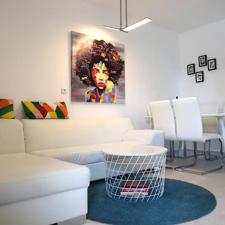 Skandi1 Apartment